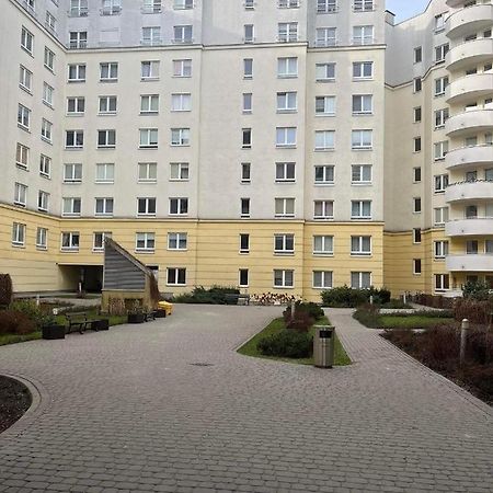 Klimatyzacja - Przy Centrum Onkologii Klinice Novum Dla Pary Badz 4 Osob Varsó Kültér fotó