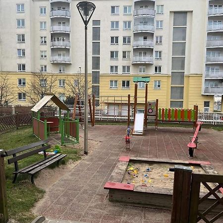 Klimatyzacja - Przy Centrum Onkologii Klinice Novum Dla Pary Badz 4 Osob Varsó Kültér fotó